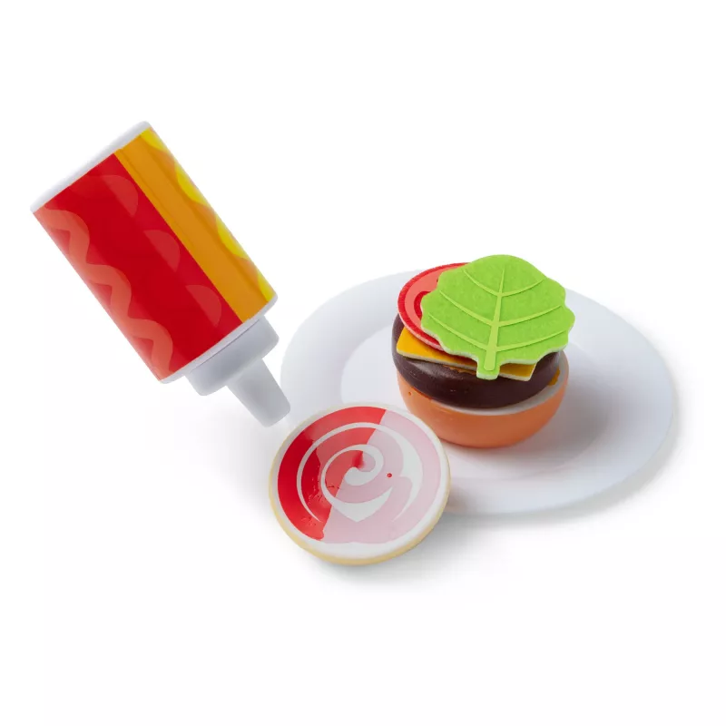 Melissa & Doug Flip & Fry Grill Play Set with Water WOW Color Reveal Play Food Preschool Toy Ages 3+
