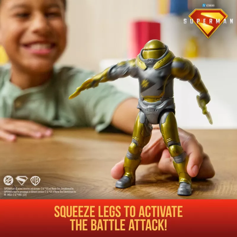 Action Figure Superman Hammer of Boravia 6-inch, movie styling, includes 2 accessories, gold/grey