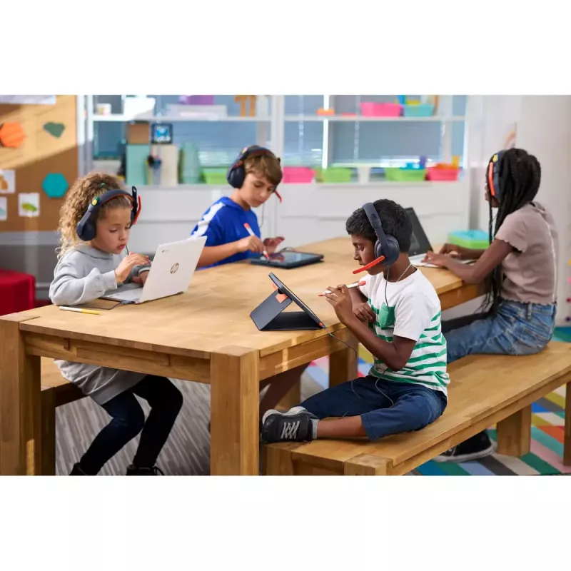 Headset Logitech Zone Learn On Ear 3.5mm AUX