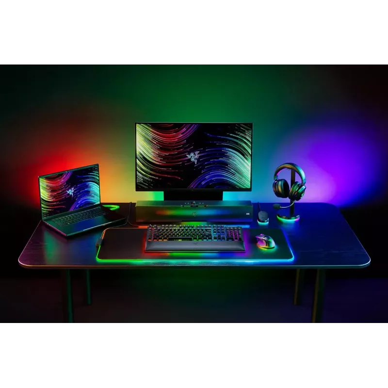 Razer BlackWidow V4 Pro Keyboard Gaming USB QWERTY US International Black Mechanical RGB LED
