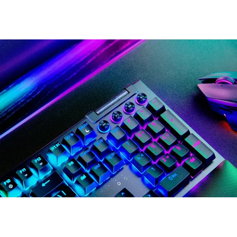 Razer BlackWidow V4 Pro Keyboard Gaming USB QWERTY US International Black Mechanical RGB LED