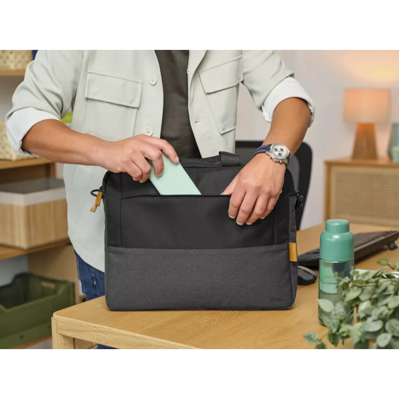 Trust Lisboa 40.6 cm (16 inch) Briefcase Black