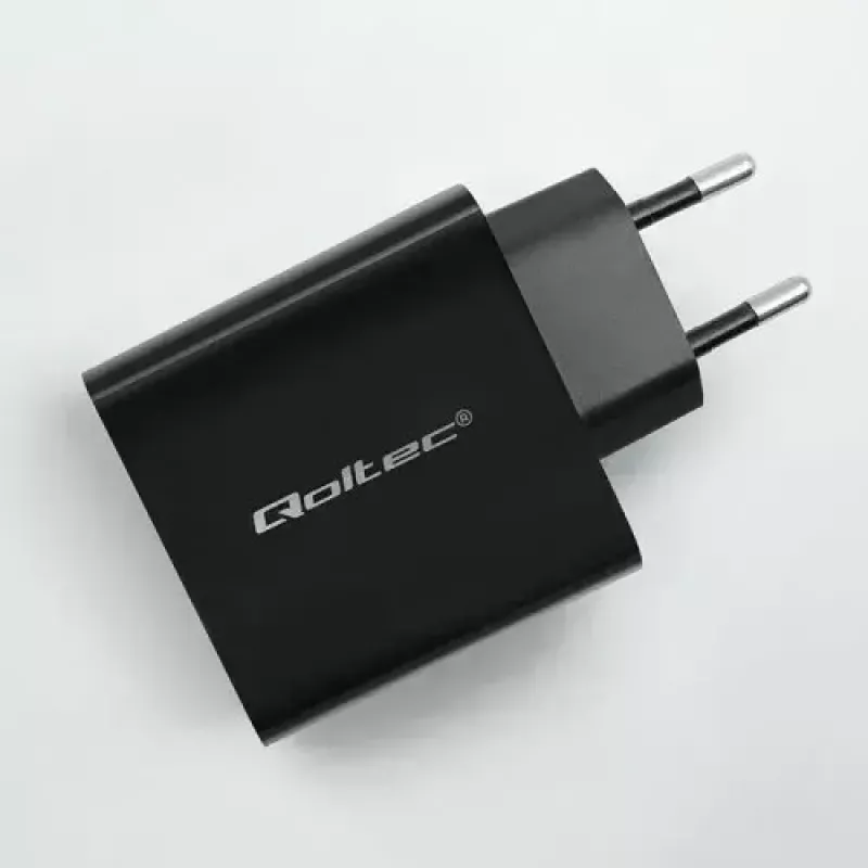 Charger Qoltec 52378 Indoor AC Fast Charging 3A USB Type-C Black