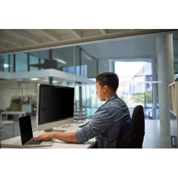 3M Privacy Filter for 24in Full Screen Monitor with COMPLY™ Magnetic Attach, 16:9, PF240W9EM
