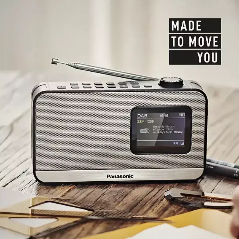 Portable Radio Panasonic RF-D15 Digital Tuner DAB+ FM 3W