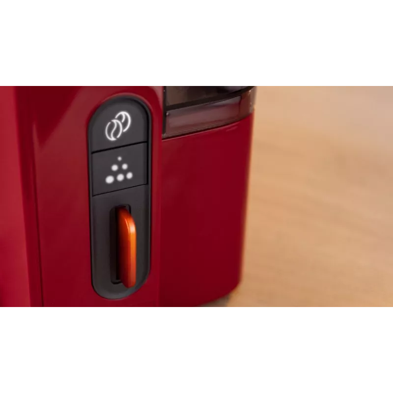 Drip coffee maker Bosch TKA3M134 — 1.4 L water tank, 15‑cup capacity, red