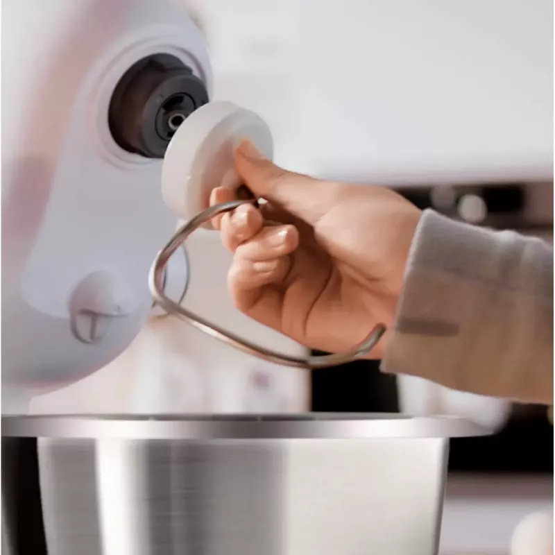 Food processor Bosch Serie 2 MUMS2EW00 — 700 W motor, 3.8 L stainless steel bowl, white