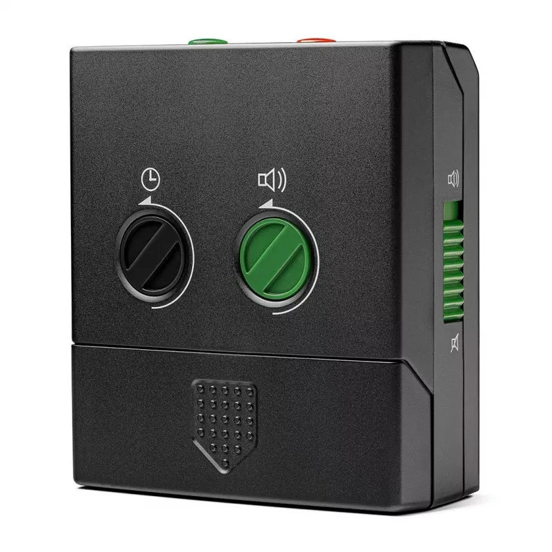 Alarm Clock BRAUN BC 05 B Quartz Foldable Black — compact travel alarm with quartz movement