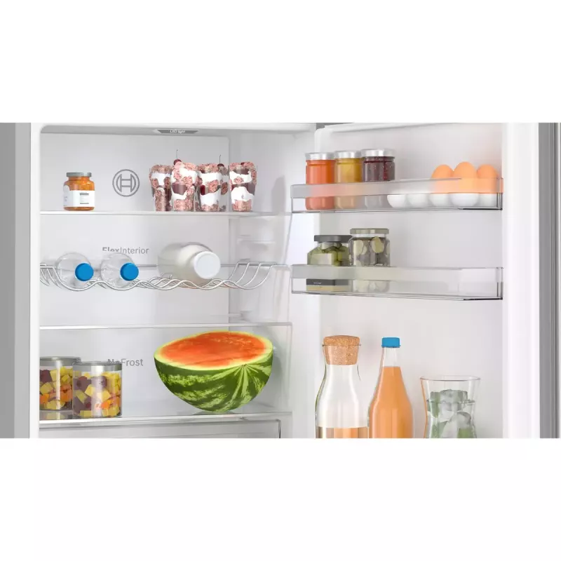 Bosch Serie 4 KGN36VICT fridge-freezer Freestanding 321 L Stainless steel