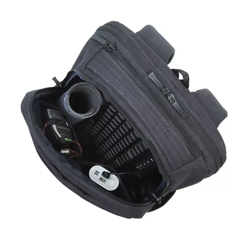 Backpack Rivacase 8365 for 17.3 inch laptops, polyester, black, 850 g