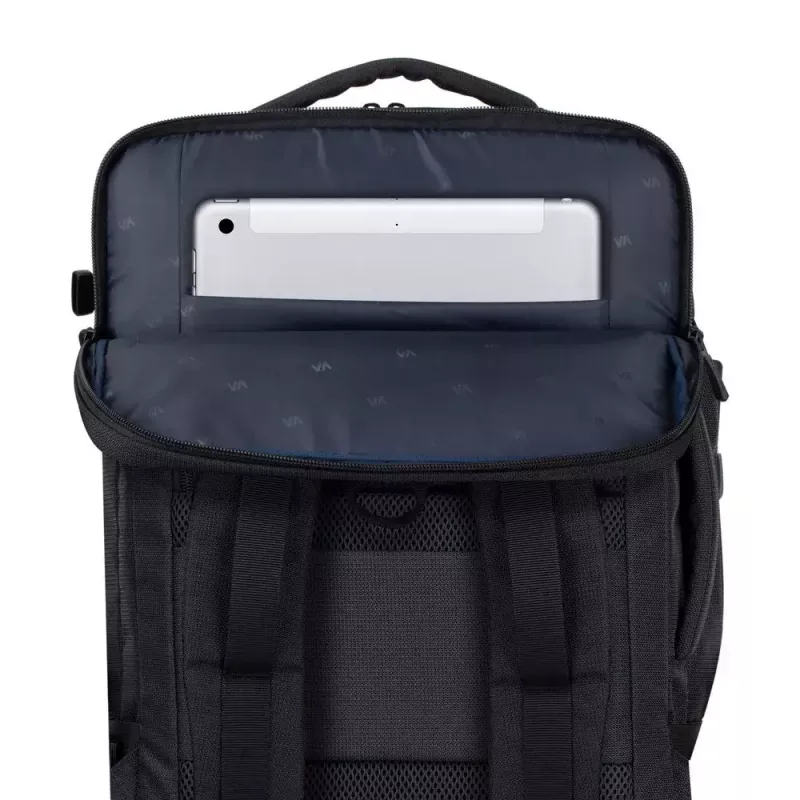 Backpack Rivacase 8461 43.9 cm 17.3 inch Black 2 front pockets