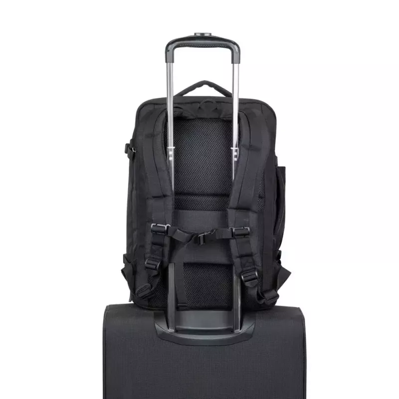 Backpack Rivacase 8461 43.9 cm 17.3 inch Black 2 front pockets