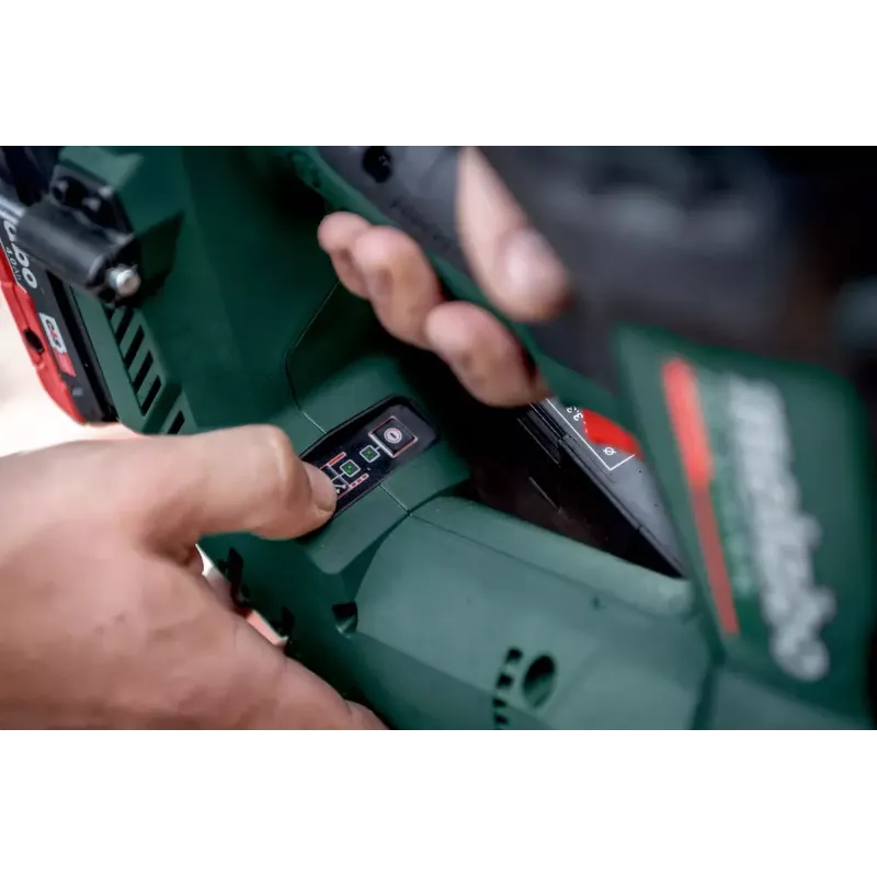 Metabo NFR 18 LTX 90 BL cordless nailer