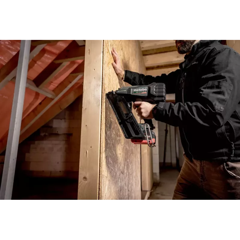 Metabo NFR 18 LTX 90 BL cordless nailer