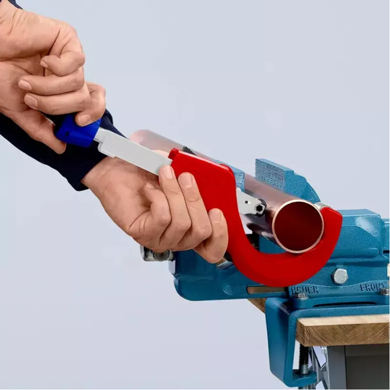 Pipecutter Knipex 90 31 03 BK suitable for Brass Copper Steel