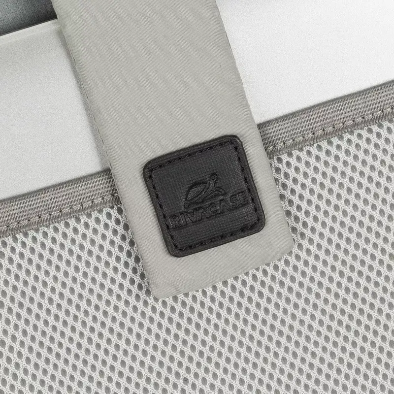 Briefcase Rivacase 8823 for laptops up to 33.8 cm (13.3 inch) — polyester, polyurethane, 0.675 kg