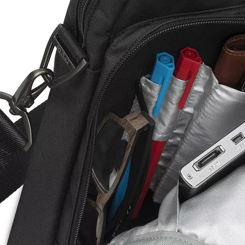 Briefcase Rivacase 8550 43.9 cm (17.3 inch)