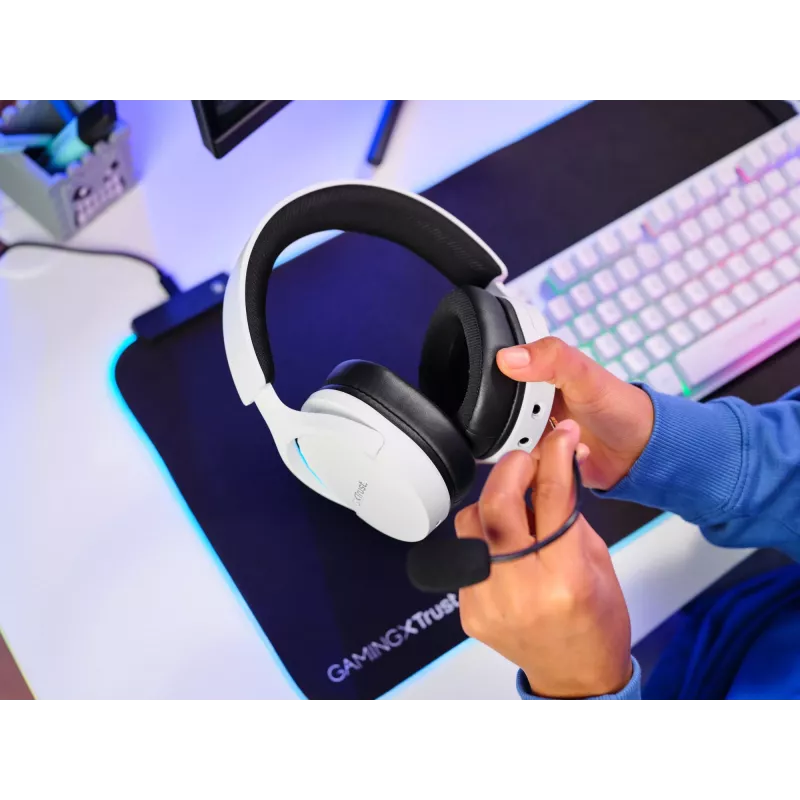 Trust GXT 491W FAYZO Headset Wired & Wireless Head-band Gaming USB Type-C Bluetooth Black, White