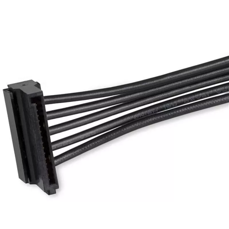 StarTech.com 4x SATA Power Splitter Adapter Cable, SATA 15-pin, 4 x SATA, 0.4 m, Male, Female, Black