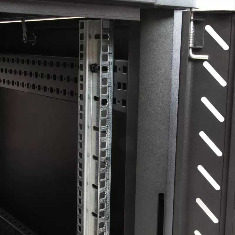 StarTech.com RK1236BKF 12U 19 inch Server Rack Cabinet with Lockable Mesh Doors, Casters, 800 kg Load Capacity, Black