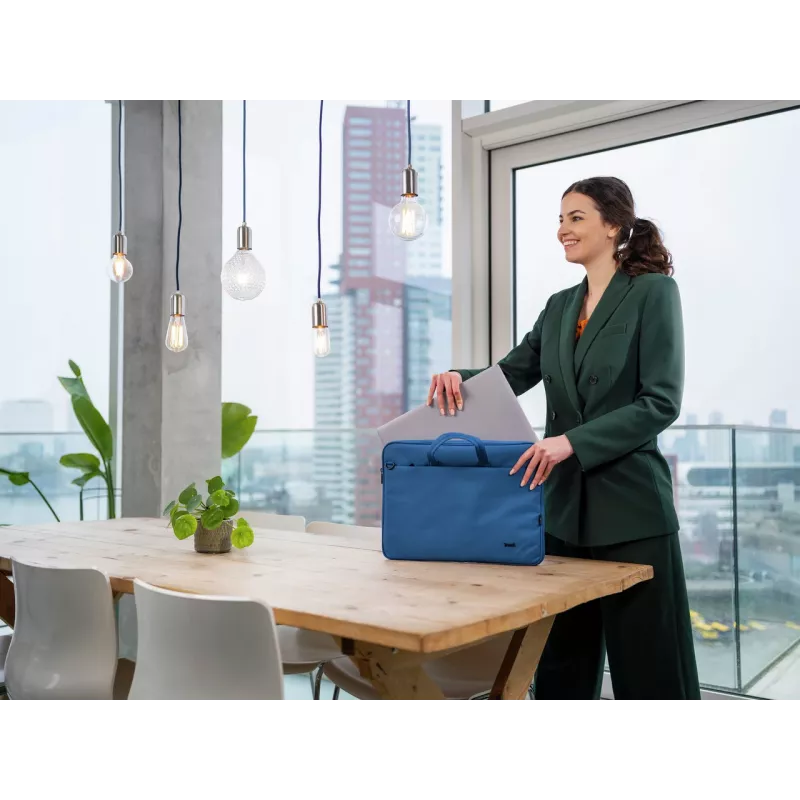 Trust Bologna 40.6 cm (16 inch) Briefcase Blue