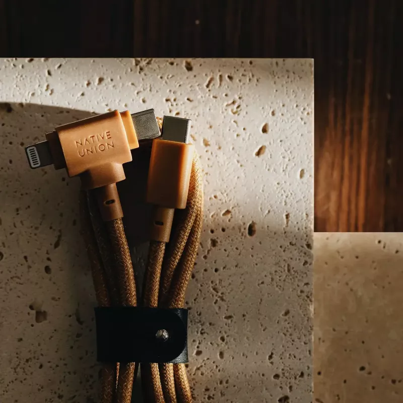 USB cable native union Belt Cable Duo 1.5 m USB-C to USB-C/Lightning Yellow