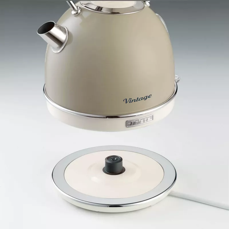 Ariete 2877 Kettle Vintage, 1,7L, Cordless, Beige, 1.7 L, 2000 W, Beige, Water level indicator, Cordless, Filtering