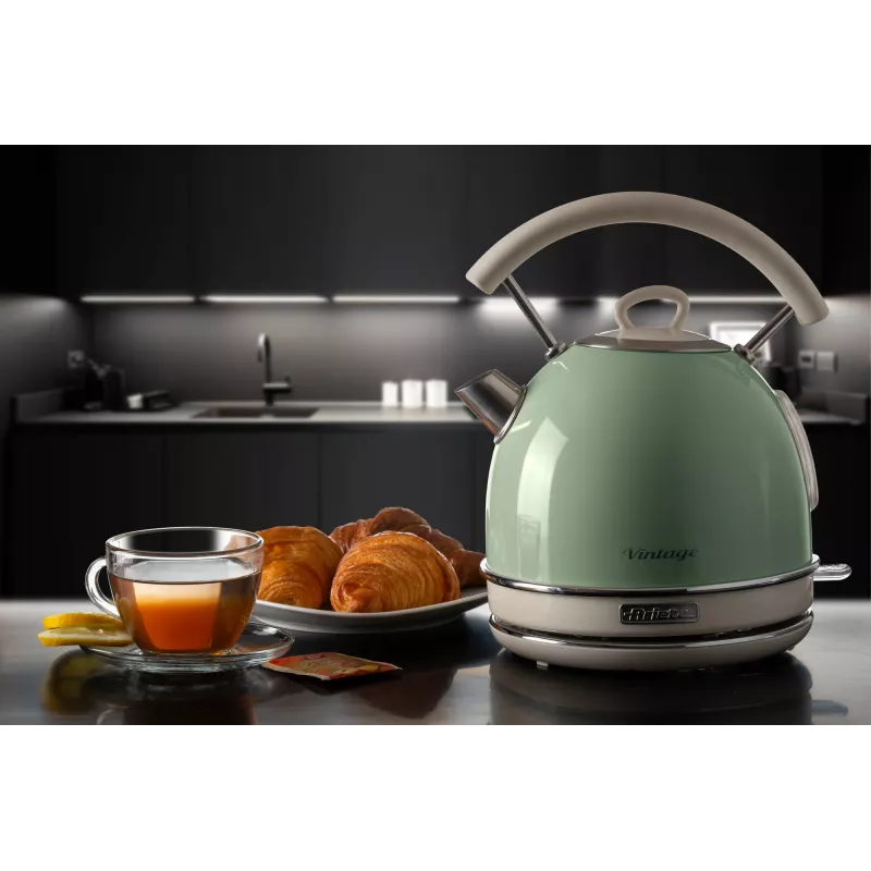 Electric kettle ARIETE Vintage A2877/04 Light Green
