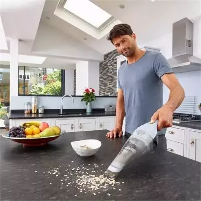 Handheld Vacuum Black & Decker NVC215W