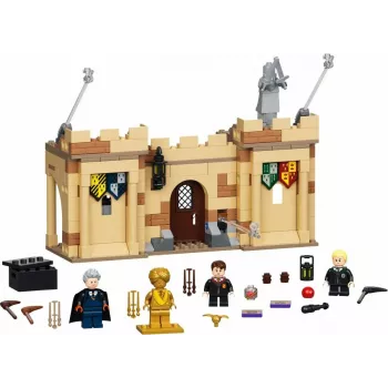 LEGO Harry Potter set Hogwarts First Flying Lesson 76395 with Harry and Draco minifigures
