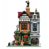 LEGO Icons building kit 10350 Tudor Corner House — 3,266 pieces, 8 minifigures, age 18+, 260×250×310 mm