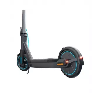 Electric scooter Motus Scooty 10 GEN5 — 350W motor, 36V/15Ah battery, 10 inch wheels, max speed 20 km/h, IP54, foldable