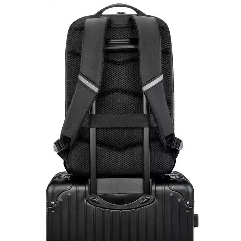 Laptop bag MODECOM Active 15 PLE‑MC‑ACTIVE‑15 for 15.6-inch laptops, 8GB RAM (label) — eco leather, black, zip closure, USB port