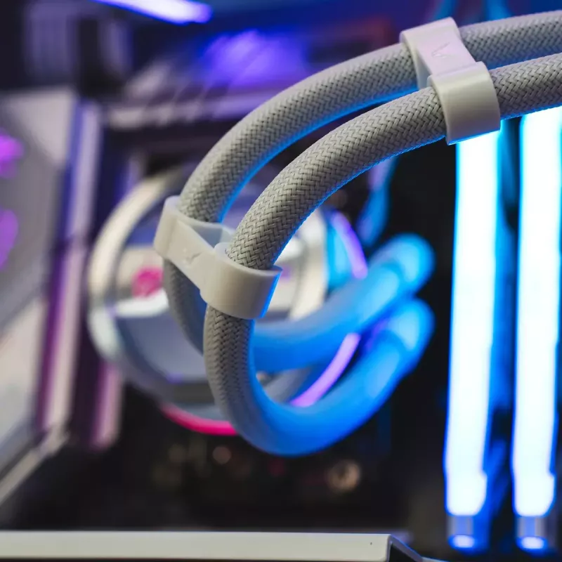 All-in-one liquid cooler Valkyrie VK-AIODR240W 24 cm Black
