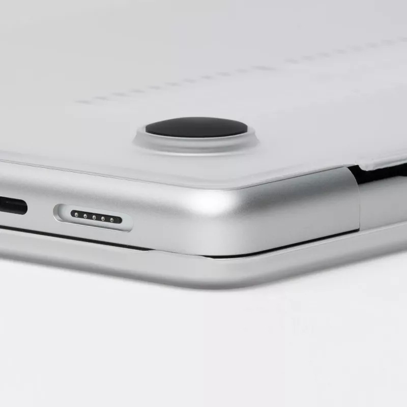 Hardshell case Zagg for MacBook Pro 16 M3/M2/M1 Clear – transparent protective shell