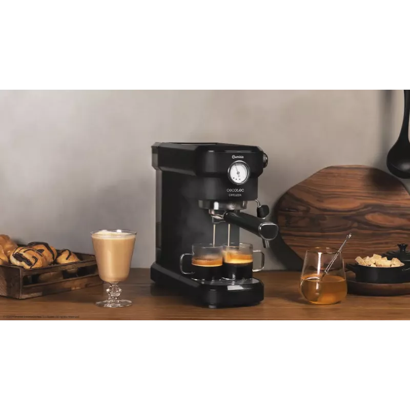 Cecotec Cafelizzia 790 Black Pro Espresso Machine, 1.2 L, 20 bar, Black