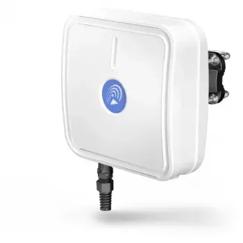 Directional network antenna QuWireless QuMax PoE/LAN, multi-band 0.694–2.7 GHz, up to 6 dBi, white