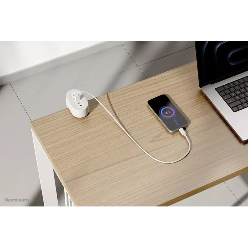 Neomounts DS22-840WH6 Desk socket with clamp and USB-C and USB-A ports - Quick charge