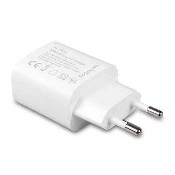 Indoor charger Lindy 73413 — universal AC 100–240V, output 12V 3A, USB-A + USB-C, white