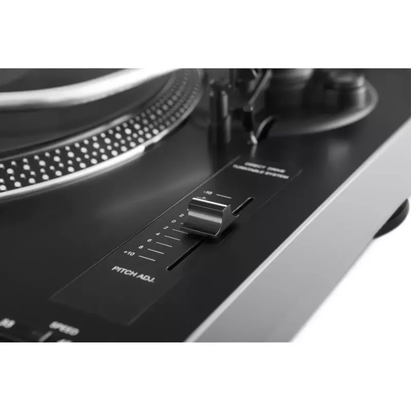 Direct drive audio turntable TechniSat TechniPlayer LP 300