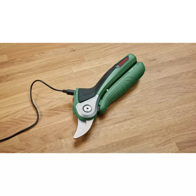 Pruning shears Bosch EasyPrune bypass, stainless steel blade, 2.5 cm cutting capacity, rechargeable 5.4 Wh battery, safety lock