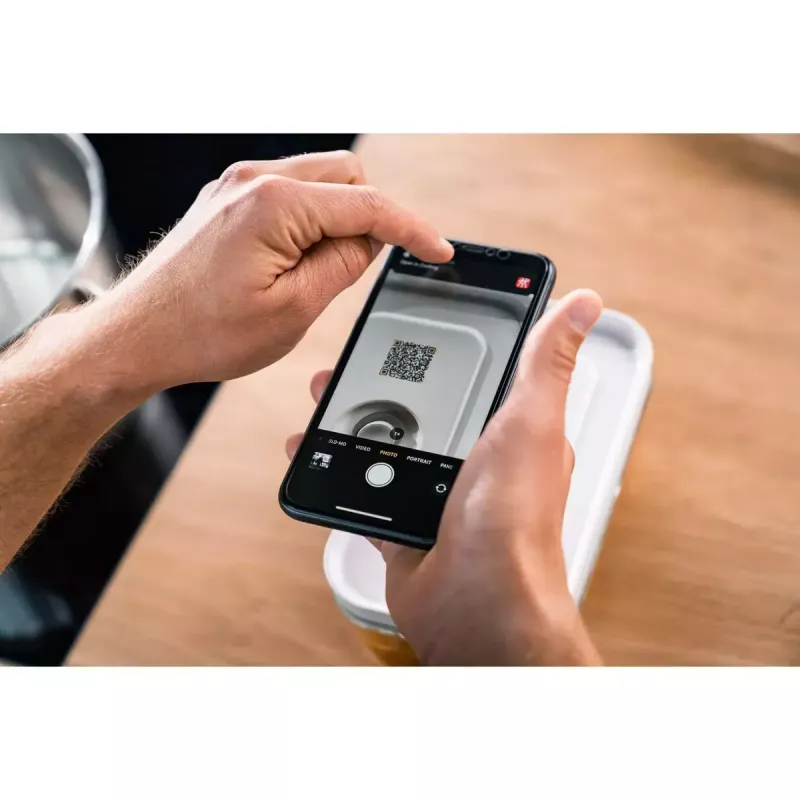Universal glass storage container ZWILLING FRESH & SAVE Rectangular 2.85 L, microwave-safe, detachable lid