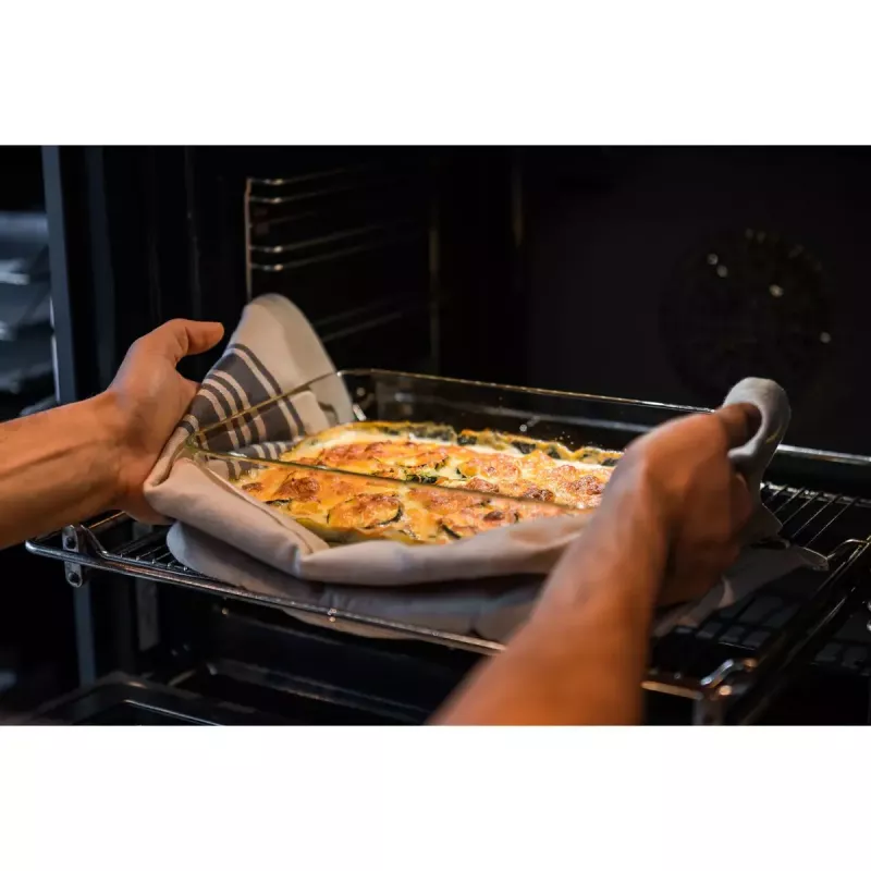 Universal glass storage container ZWILLING FRESH & SAVE Rectangular 2.85 L, microwave-safe, detachable lid