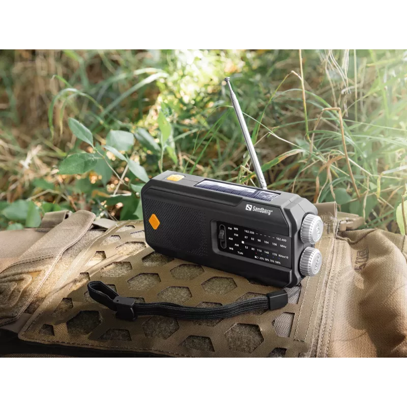 Sandberg Survivor Radio All-in-1 2000, Portable, AM, FM, 87 - 180 MHz, 520 - 1710 kHz, 3 W, Analog