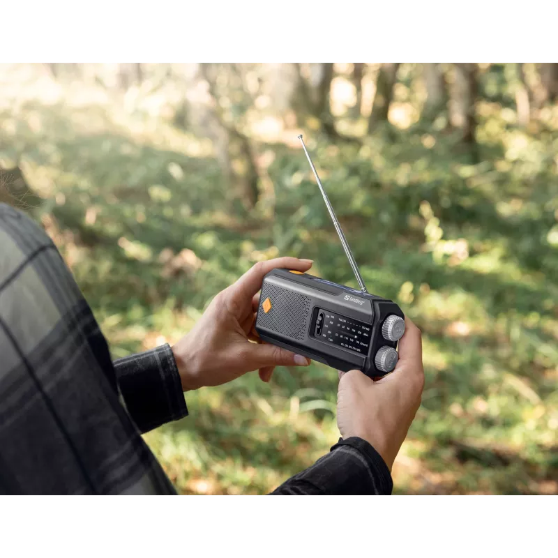 Sandberg Survivor Radio All-in-1 2000, Portable, AM, FM, 87 - 180 MHz, 520 - 1710 kHz, 3 W, Analog