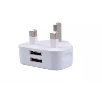 Microconnect PETRAVEL36 electrical power plug White