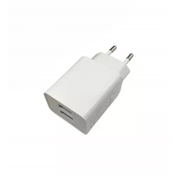 Microconnect PETRAVEL44 mobile device charger Universal White AC Indoor