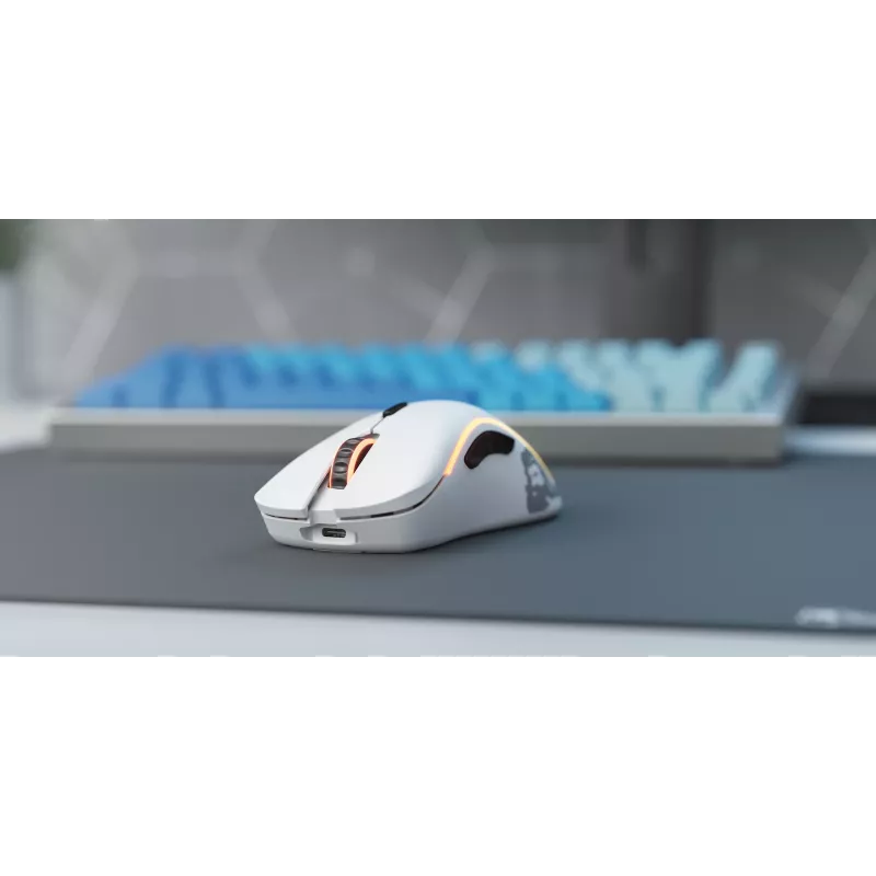 Glorious Gaming Glorious Model D Wireless - Matte White, Right-hand, RF Wireless, 19000 DPI, White