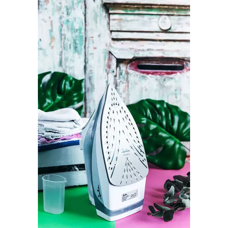 Steam iron JATA PL1058C