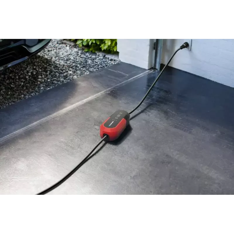Blaupunkt P1PM2T2 Black Plastic Floor Charging Station 3700W 8m Cable